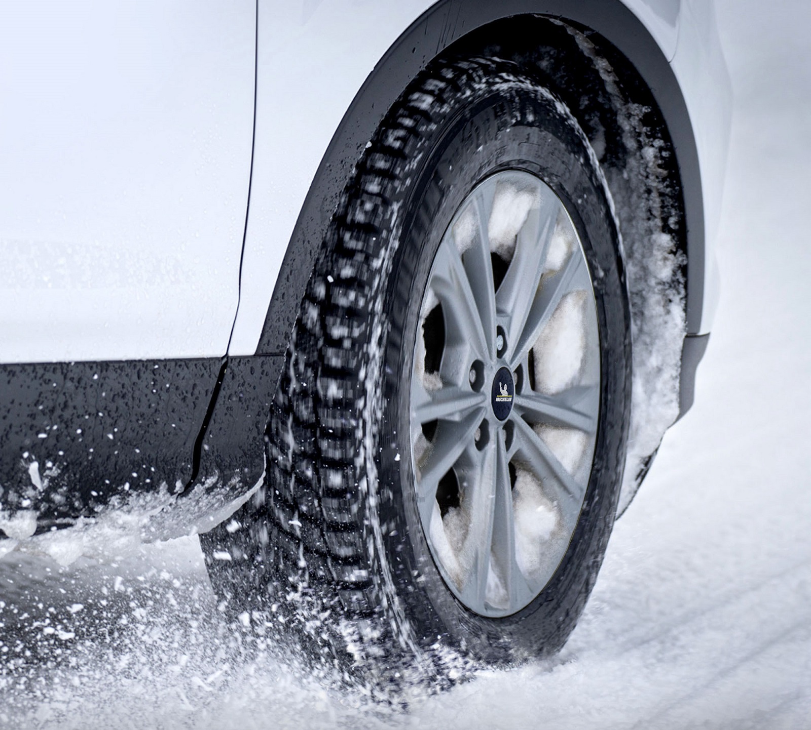 Купить зимние шины MICHELIN X-ICE SNOW 225/60R17 103 T, цены в Таганроге —  интернет-магазин VIRBACauto